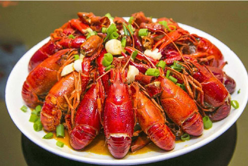 小龍蝦好吃卻難洗？別愁，環(huán)速噴淋清洗機來幫您